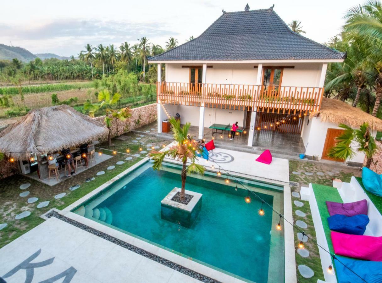 Kaniu Capsule Hostel Kuta  Exterior foto